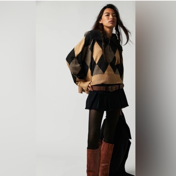 FREE PEOPLE LUCY SWEATER SMALL - Picture 2 of 10